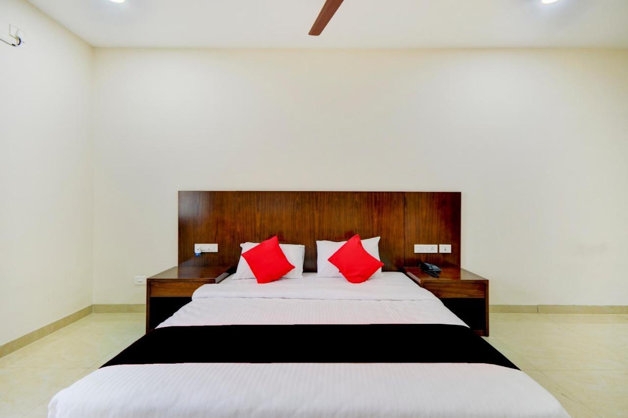 Mayfair Service Apartments Coimbatore Ngoại thất bức ảnh