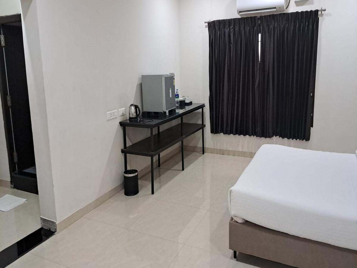 Mayfair Service Apartments Coimbatore Ngoại thất bức ảnh